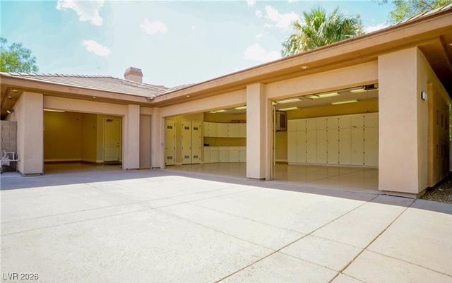 9713 Highridge Drive, Las Vegas, NV 89134