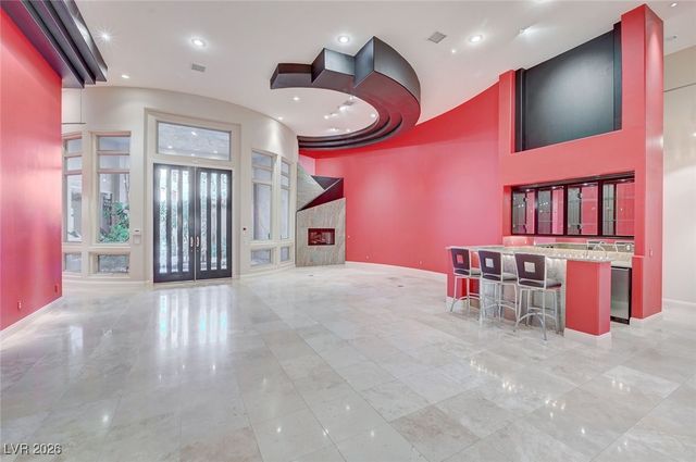 9713 Highridge Drive, Las Vegas, NV 89134