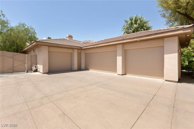 9713 Highridge Drive, Las Vegas, NV 89134