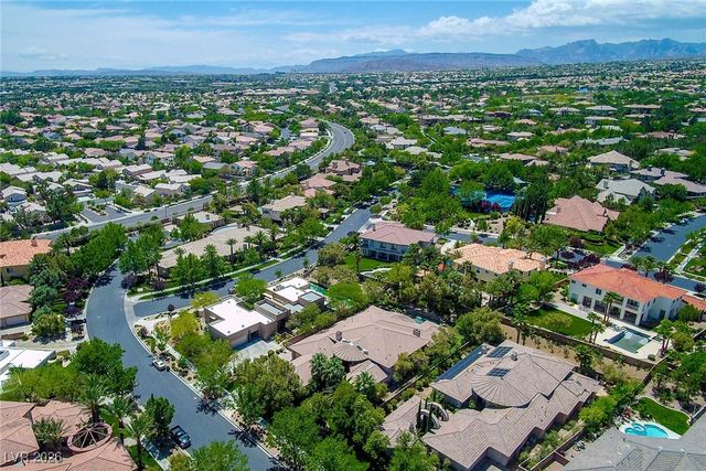 9713 Highridge Drive, Las Vegas, NV 89134