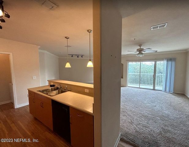 8290 GATE Parkway W 149, Jacksonville, FL 32216