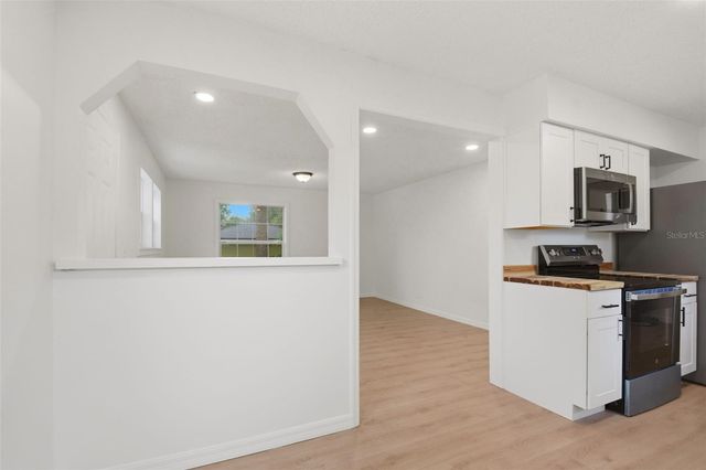 1016 W 8TH STREET, Sanford, FL 32771