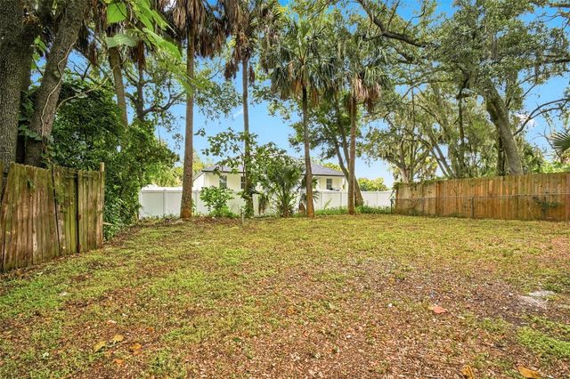 1016 W 8TH STREET, Sanford, FL 32771