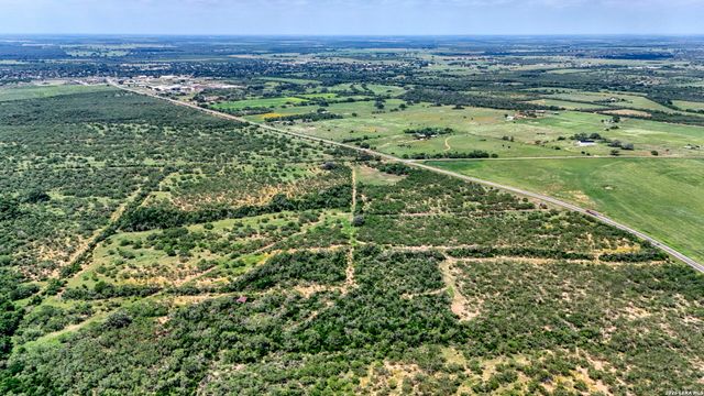 1588 Fm 1470, Poteet, TX 78065