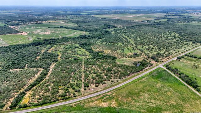 1588 Fm 1470, Poteet, TX 78065