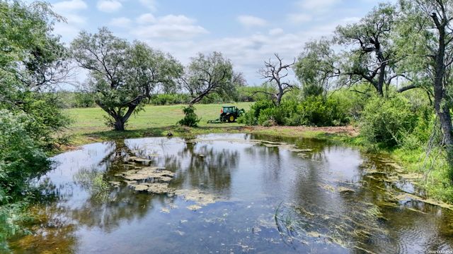 1588 Fm 1470, Poteet, TX 78065