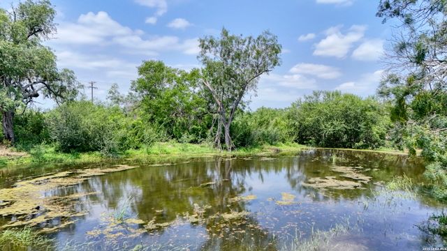 1588 Fm 1470, Poteet, TX 78065