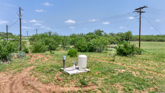 1588 Fm 1470, Poteet, TX 78065