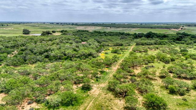 1588 Fm 1470, Poteet, TX 78065