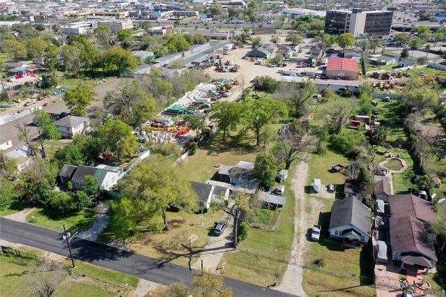 12610 Greens Bayou Street, Houston, TX 77015