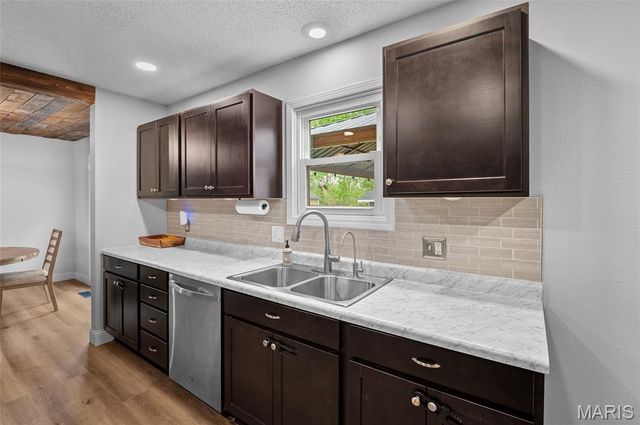 1004 Andra Drive, Maryville, IL 62062