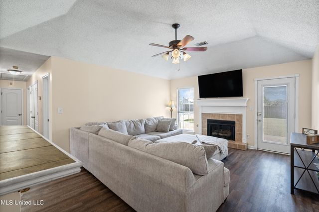 1365 Annesdale Drive, Southaven, MS 38671