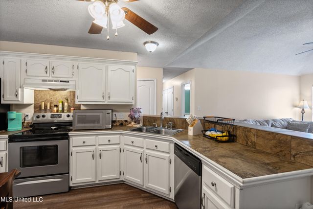 1365 Annesdale Drive, Southaven, MS 38671