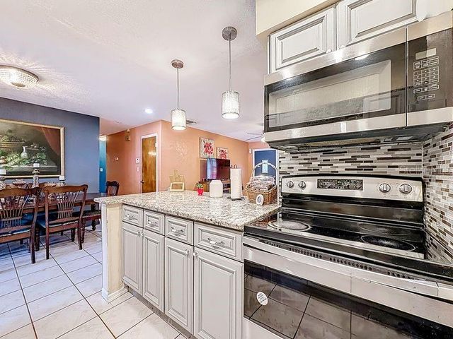 6025 MARGIE COURT COURT, Orlando, FL 32807