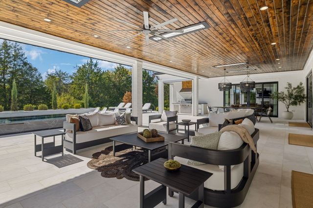 1545 Sunset Rd, Brentwood, TN 37027