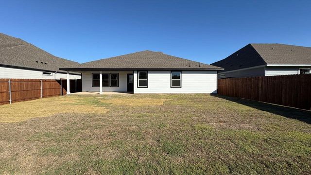 4243 CORNERSTONE Circle, Granbury, TX 76048