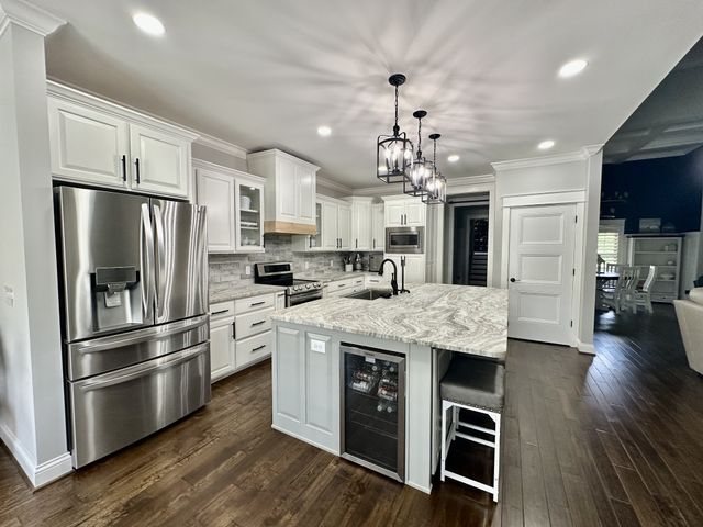 1742 Old Gallatin Rd, Portland, TN 37148