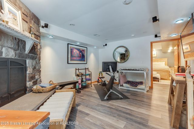 880 Holly Court, Williamston, MI 48895