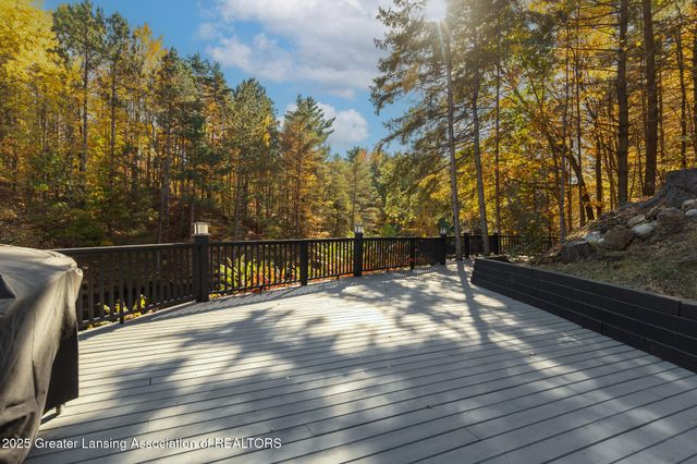 880 Holly Court, Williamston, MI 48895