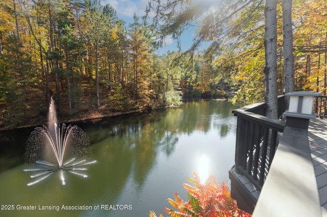 880 Holly Court, Williamston, MI 48895