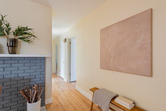 1109 Espanola Street NE, Albuquerque, NM 87110