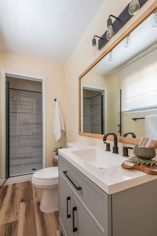 1109 Espanola Street NE, Albuquerque, NM 87110