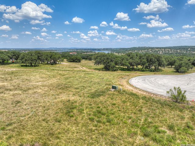 2121 Camino Way, Canyon Lake, TX 78133
