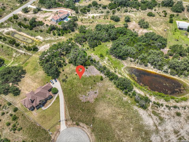 2121 Camino Way, Canyon Lake, TX 78133