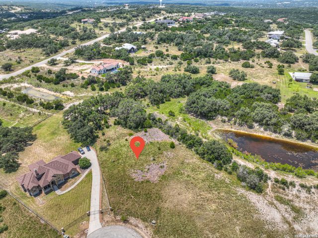 2121 Camino Way, Canyon Lake, TX 78133