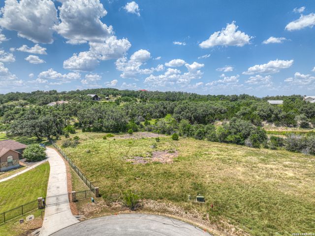 2121 Camino Way, Canyon Lake, TX 78133