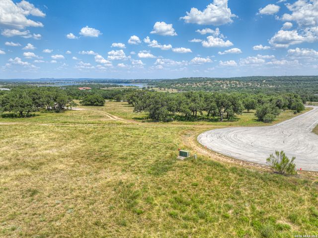 2121 Camino Way, Canyon Lake, TX 78133