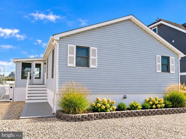 1366 PAUL BLVD, Manahawkin, NJ 08050