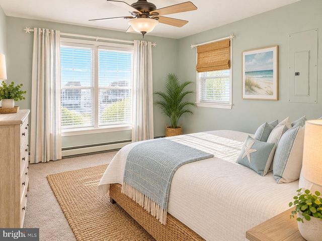 1366 PAUL BLVD, Manahawkin, NJ 08050