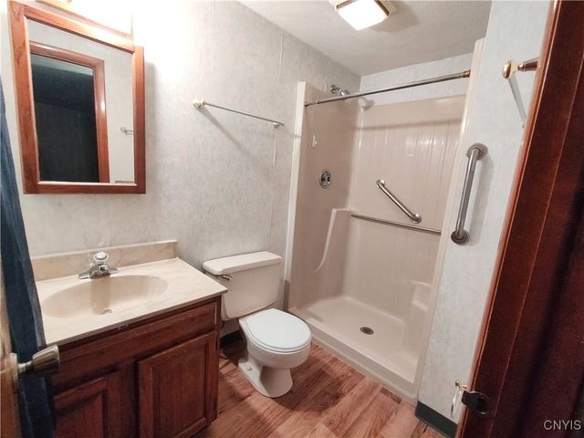 8211 Erskine Drive, Cicero, NY 13030