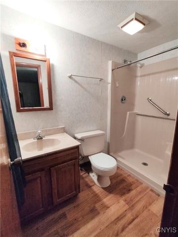 8211 Erskine Drive, Cicero, NY 13030