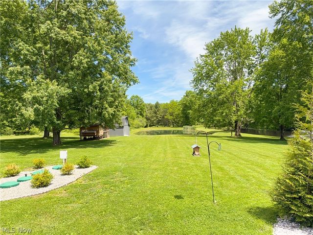 6132 Oak Hill Drive, West Farmington, OH 44491