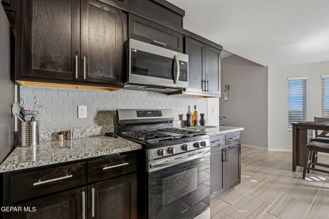 13142 Emerald Isle Street, El Paso, TX 79928