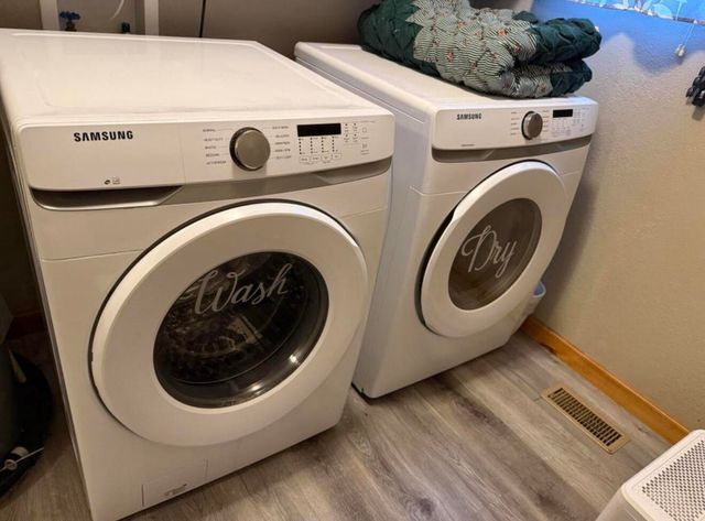 52 Trenidy Lane, Reeds Spring, MO 65737