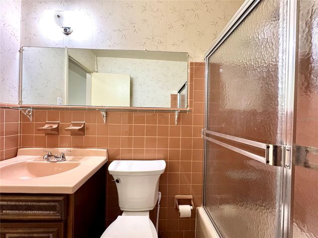1074 GERONA AVENUE, Deltona, FL 32725