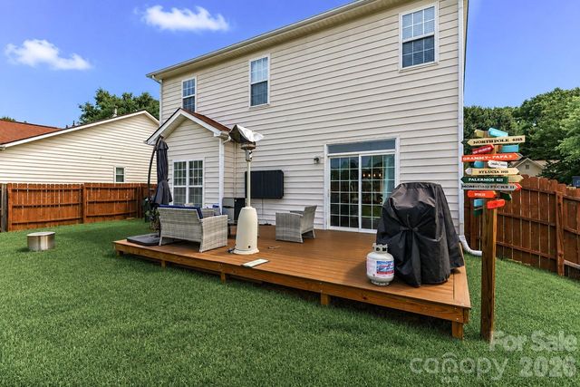 1182 Tufton Place NW, Concord, NC 28027