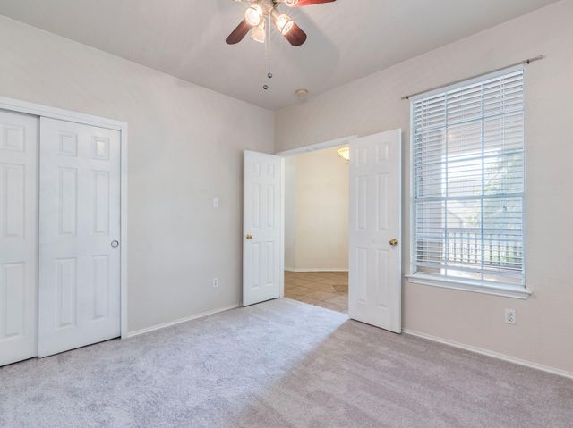 5814 Negley, Kyle, TX 78640