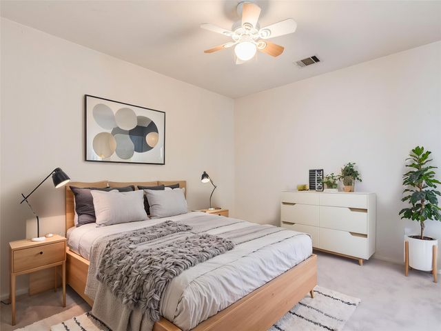 5814 Negley, Kyle, TX 78640