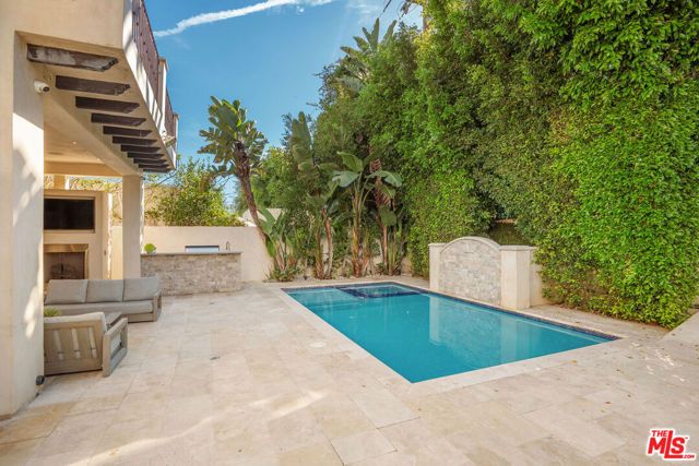 331 S Canon Dr, Beverly Hills, CA 90212