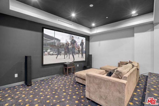 331 S Canon Dr, Beverly Hills, CA 90212