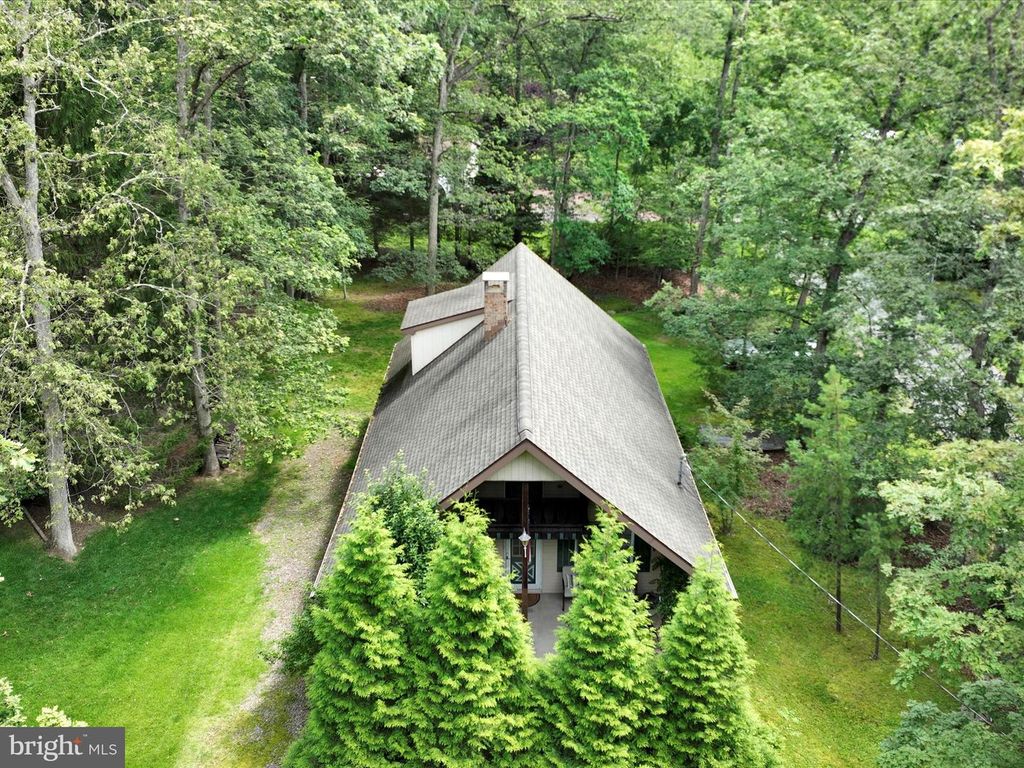 70 DEER TRAIL LN, Nesquehoning, PA 18240
