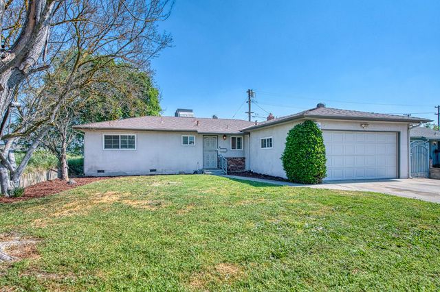 327 N 2nd Street, Fowler, CA 93625