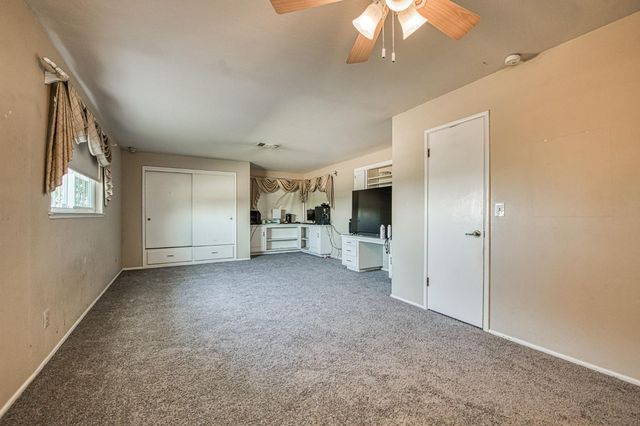 327 N 2nd Street, Fowler, CA 93625