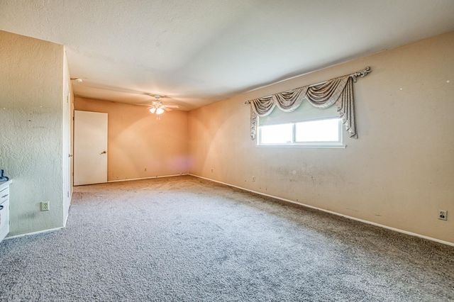 327 N 2nd Street, Fowler, CA 93625