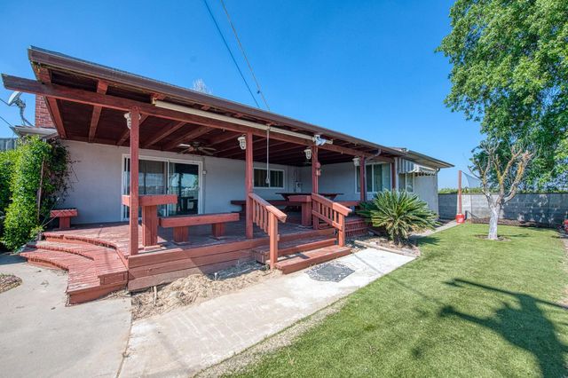327 N 2nd Street, Fowler, CA 93625