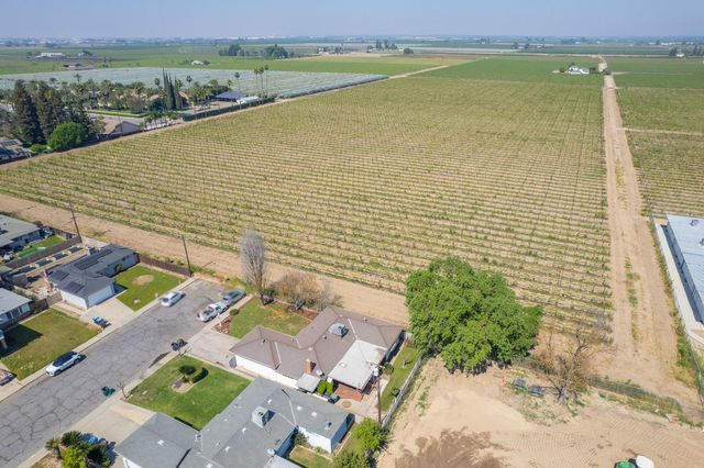 327 N 2nd Street, Fowler, CA 93625